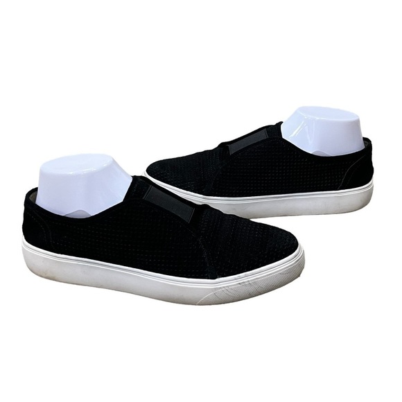 Franco Sarto Black Slip On Pointed Toe Sneakers Size 8.5 Women's - Picture 1 of 8